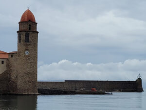 L'église Notre Dame des Anges dans le port