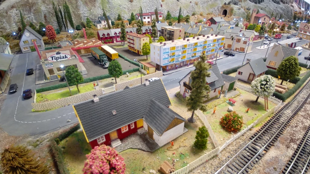 Exposition maquette de la section modélisme ferroviaire du Club Amitié Loisirs de Renan (29)