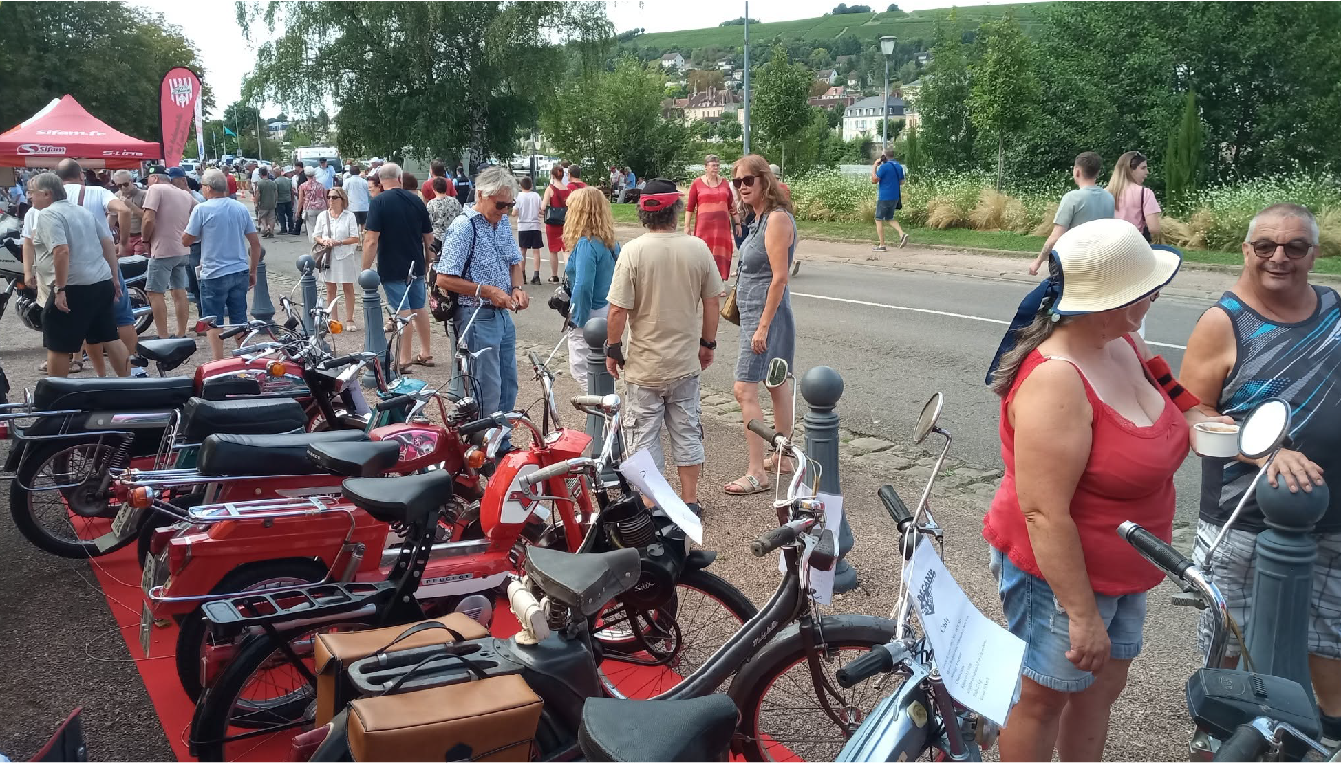 Les bouchons de joigny - Belchobilex