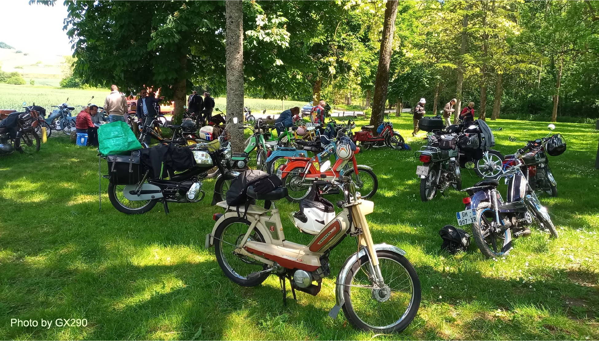 Rétro Camping de Courgenay - 0806 - Belchobilex