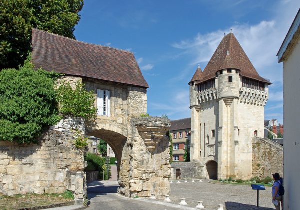 Nevers (Nièvre) Nevers (Nièvre)